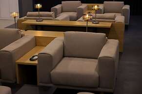 Workers Hotel Daejeon by Aank