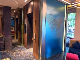 Qube Hotel by 98hospitality