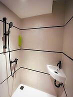 Qube Hotel by 98hospitality