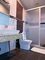 Crystal Palace Hotel