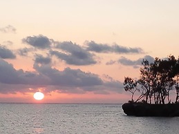 Crystal Palace Hotel