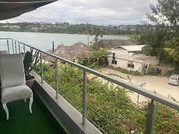 Crystal Palace Hotel