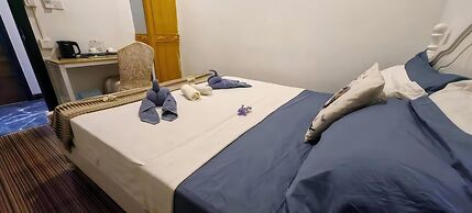 Crystal Palace Hotel