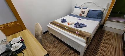 Crystal Palace Hotel