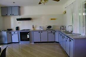 2 Bedroomed House With a Lovely Garden - 2177