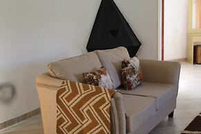 2 Bedroomed House With a Lovely Garden - 2177