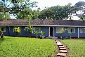 2 Bedroomed House With a Lovely Garden - 2177