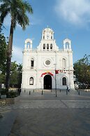 Hotel Cinco Monteria