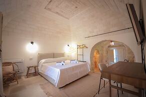 TD Trullo Titiro w Wine Cellar Vineyard Pool