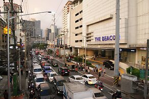 The Beacon Makati by mvmtransient