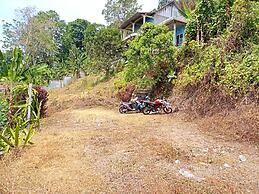 OYO 93241 Hotel Puri Azzura Danau Ranau Near Danau Ranau Pusri