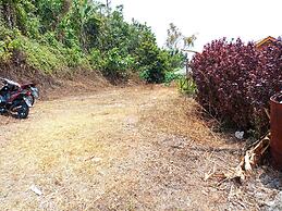 OYO 93241 Hotel Puri Azzura Danau Ranau Near Danau Ranau Pusri