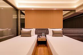 Lemon Tree Premier Malad Mumbai