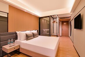 Lemon Tree Premier Malad Mumbai