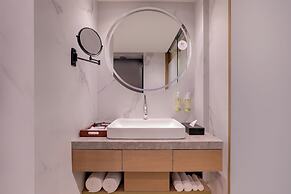Lemon Tree Premier Malad Mumbai