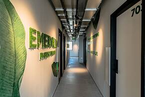 Emerald Hotel Residence