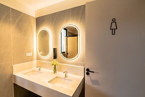 Emerald Hotel Residence