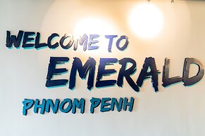 Emerald Hotel Residence