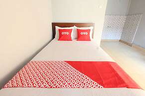 OYO 93267 Barokah Rooms Syariah