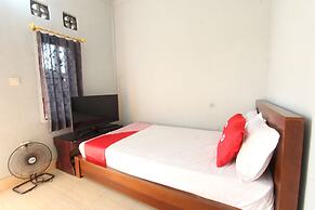 OYO 93267 Barokah Rooms Syariah