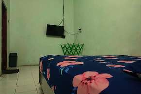 OYO 93268 Maradona Guest House