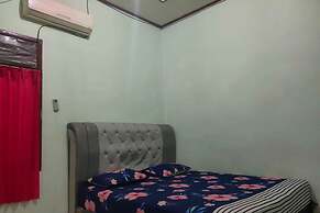 OYO 93268 Maradona Guest House