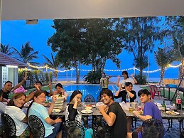 Chang Phueak Chao Samran Beach