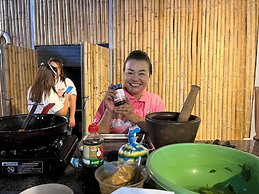 Chang Phueak Chao Samran Beach