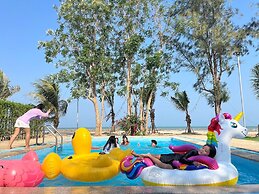 Chang Phueak Chao Samran Beach