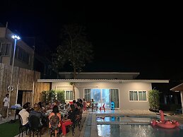 Chang Phueak Chao Samran Beach