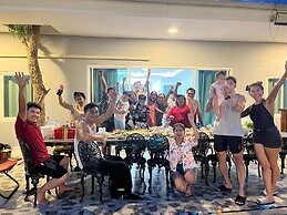 Chang Phueak Chao Samran Beach