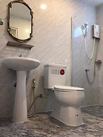 Chang Phueak Chao Samran Beach