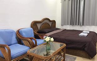 Chang Phueak Chao Samran Beach