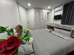 Chang Phueak Chao Samran Beach