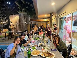 Chang Phueak Chao Samran Beach