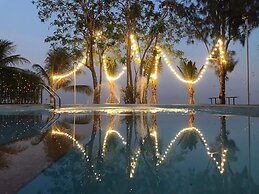 Chang Phueak Chao Samran Beach