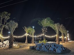 Chang Phueak Chao Samran Beach