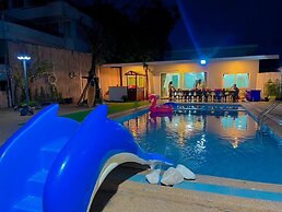 Chang Phueak Chao Samran Beach