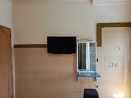 OYO 93278 Wisma Syariah Lahundape