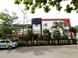 OYO 93278 Wisma Syariah Lahundape