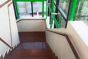 Neighbour Inn Aparthotel