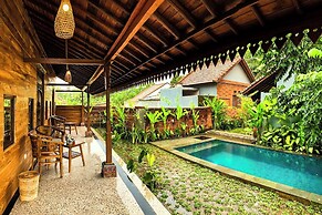 Buruan Sari Villas