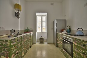 Sea Breeze Apartment