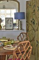 Sea Breeze Apartment