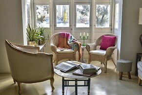 Sea Breeze Apartment