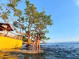 Hideaway Beach Resort