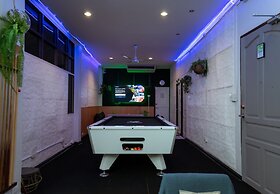 Ekkamai Buds & Beds - 420 Hostel