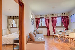 L' Aquila Campo Smith On The Ski Slopes