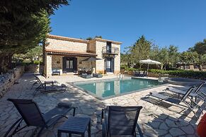 ARESTI MOUNTAIN RESORT