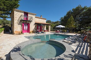 ARESTI MOUNTAIN RESORT